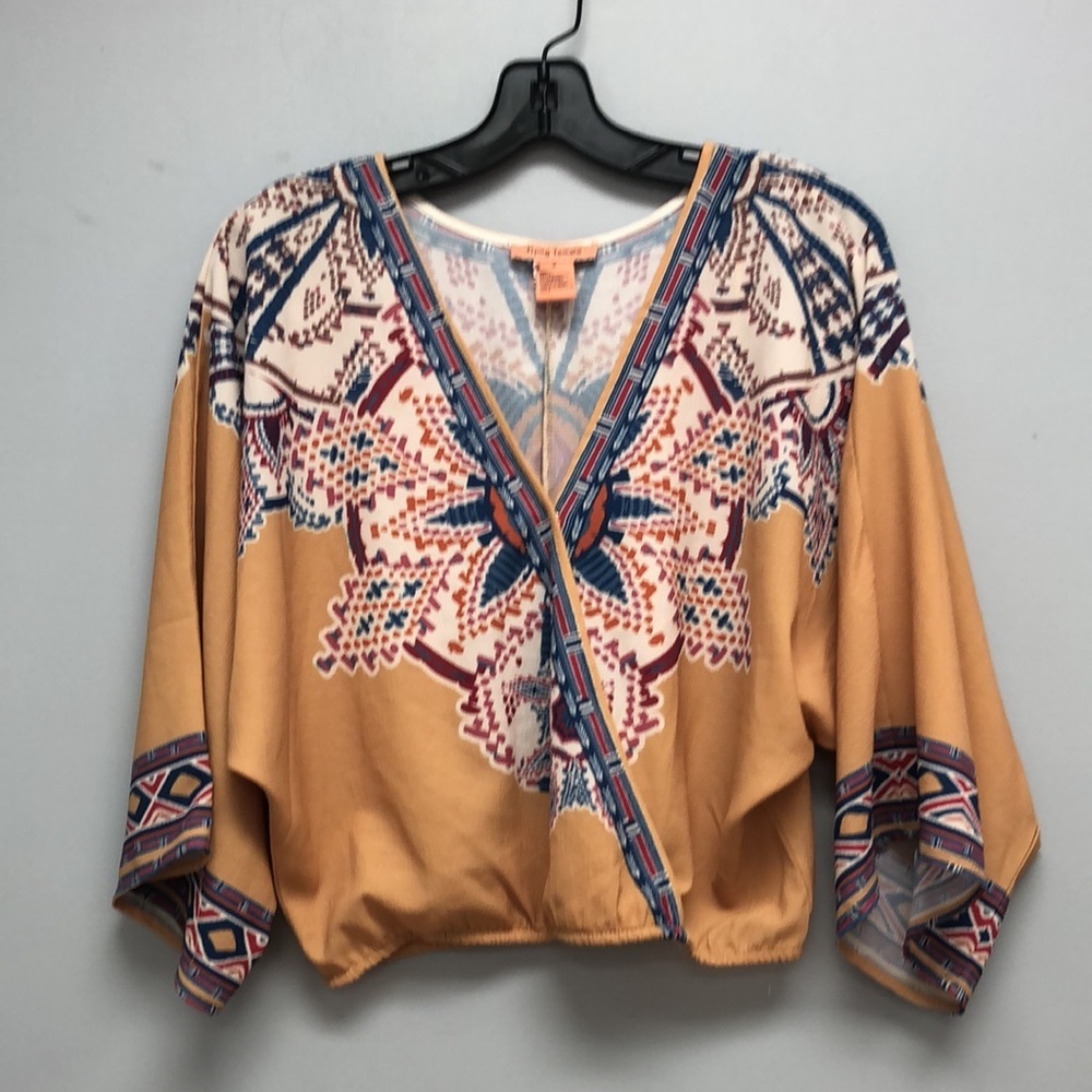 Flying tomato batwing crop top